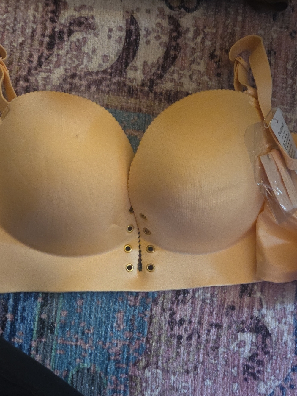 Strapless Convertible Push-Up Bra in Peachy Nude